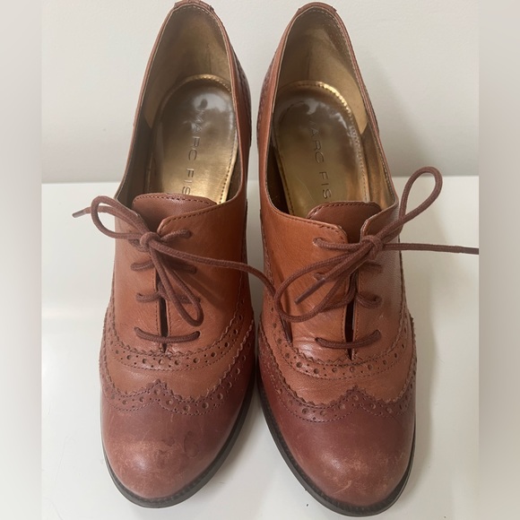 Marc Fisher Wingtip Oxford Vintage High Heels - Picture 2 of 8